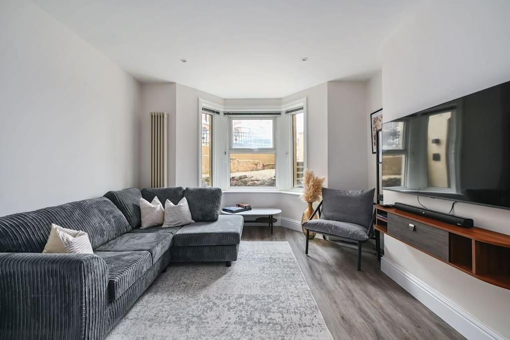 Stunning Spacious Duplex With Garden 141A Hastings Exterior photo